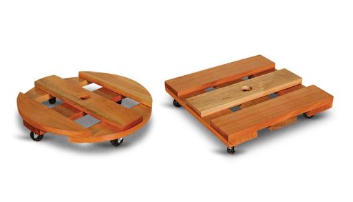 suporte madeira com rodinhas para vasos.jpg